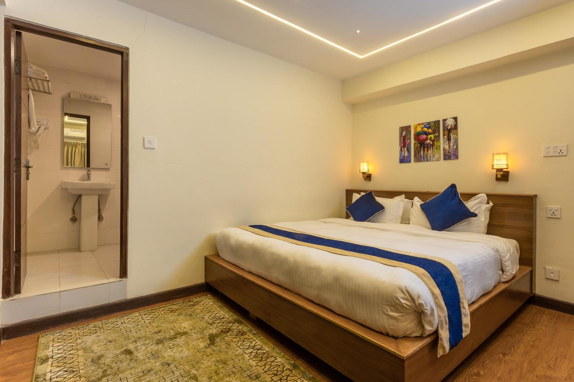 Kathmandu Business Hotel Dış mekan fotoğraf